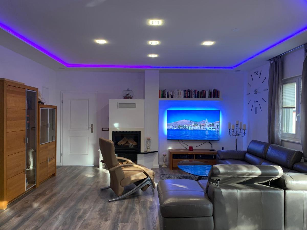 Villa Andrijana - Exclusively Yours - Family Getaway With Private Pool Kaštela Екстериор снимка