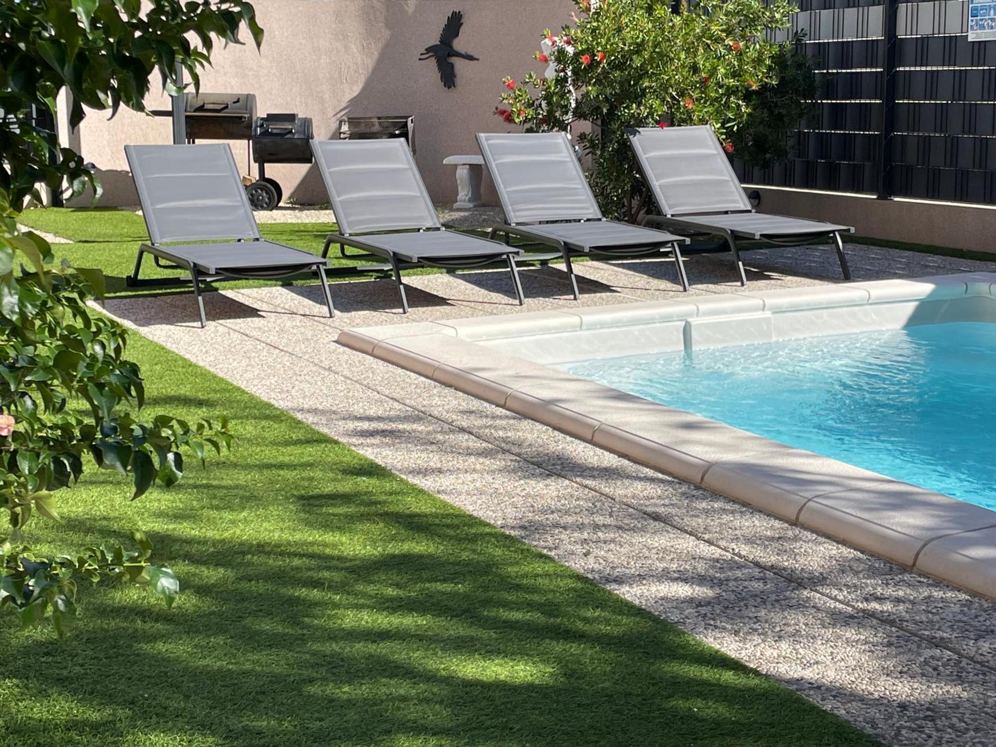 Villa Andrijana - Exclusively Yours - Family Getaway With Private Pool Kaštela Екстериор снимка