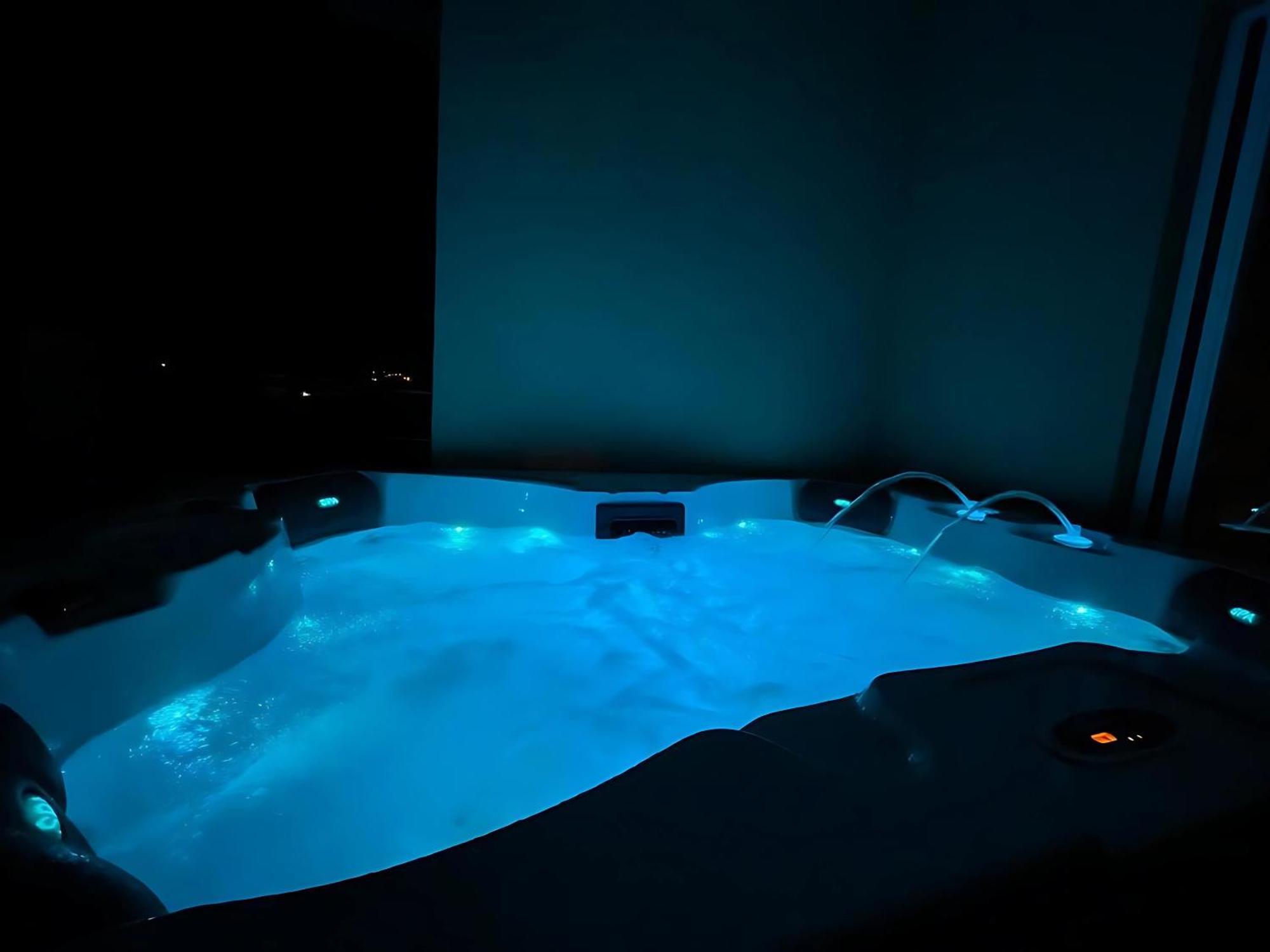 Villa Andrijana - Exclusively Yours - Family Getaway With Private Pool Kaštela Екстериор снимка