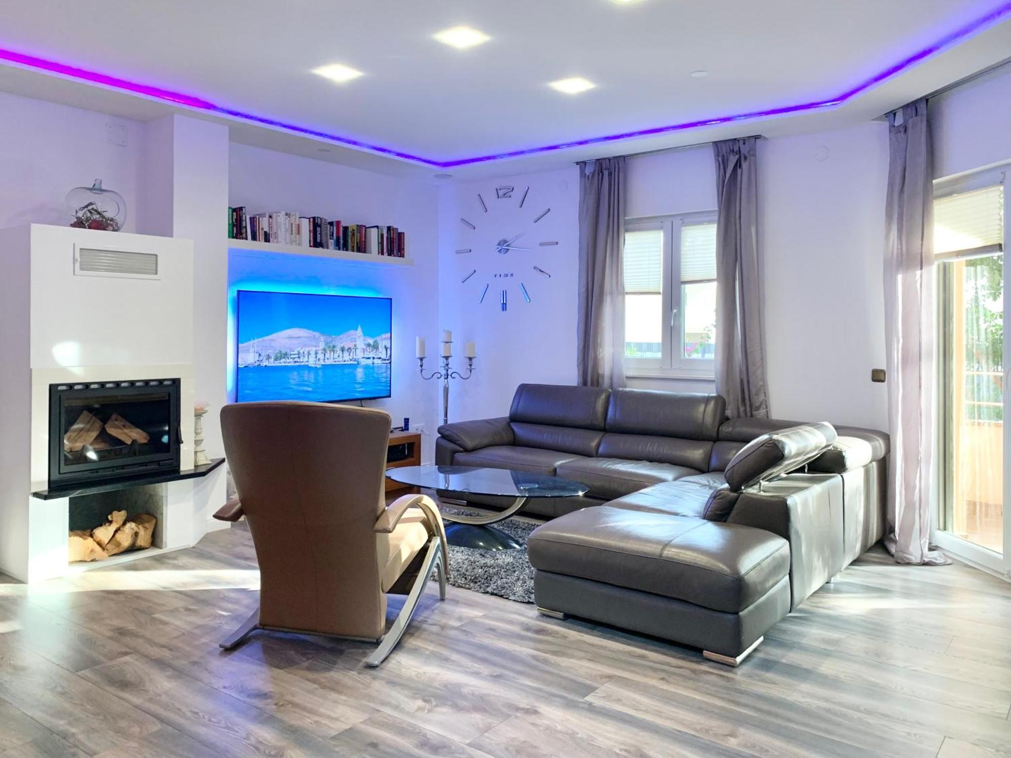 Villa Andrijana - Exclusively Yours - Family Getaway With Private Pool Kaštela Екстериор снимка