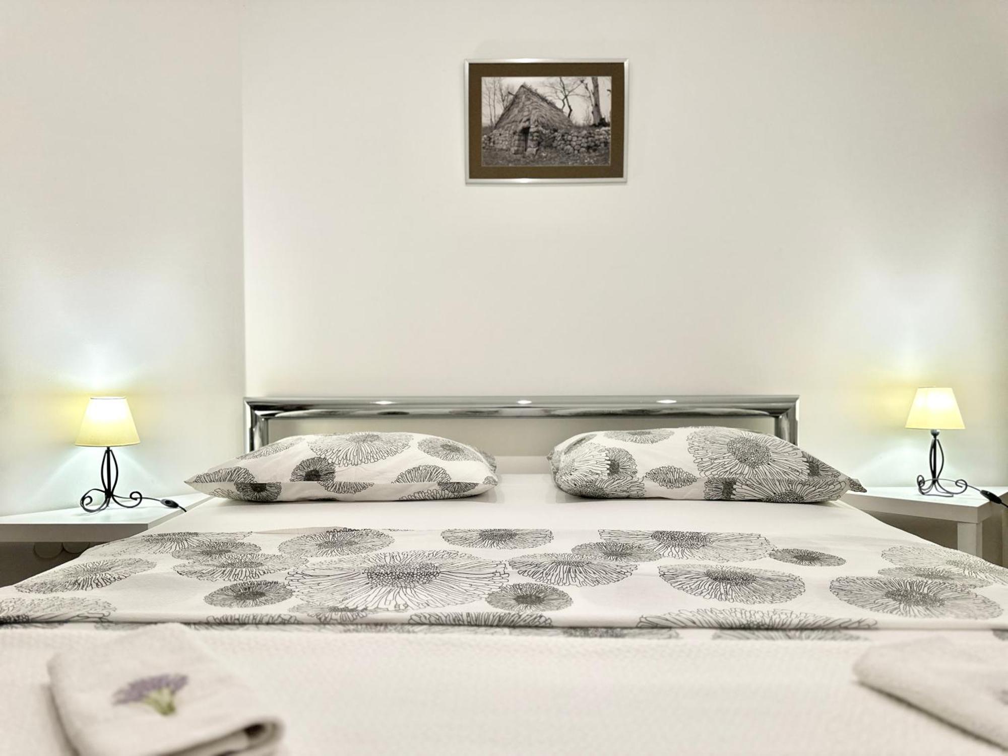 Villa Andrijana - Exclusively Yours - Family Getaway With Private Pool Kaštela Екстериор снимка